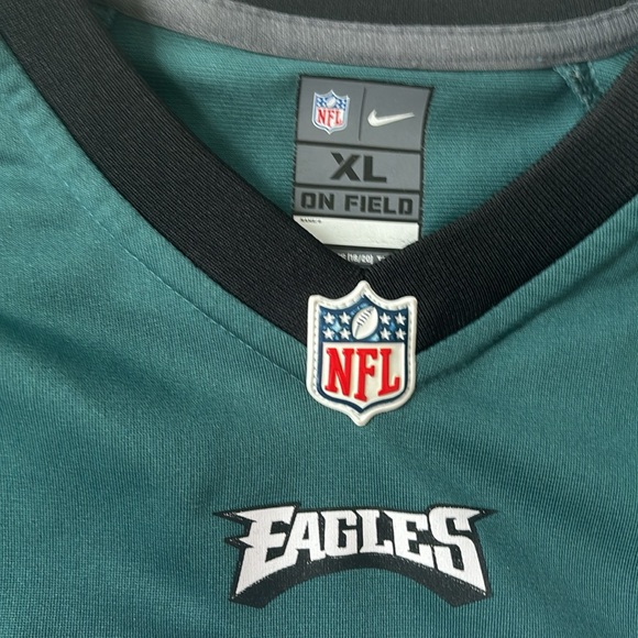 Eagles 2016 Carson Wentz Used Nike jersey - Picture 4 of 5